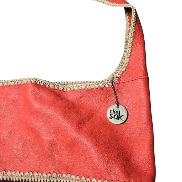 The Sak Back to Bali Hobo in cayenne Seminyak Bag - Picture 2 of 5